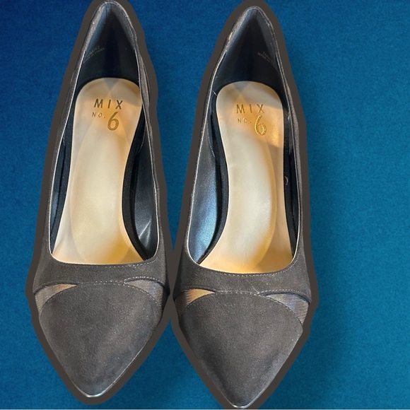NWOT Mix No. 6 ‘Dahlen’ Black Mesh Cutout Pointed Toe Vegan Suede Pumps Size 10 - Picture 2 of 15